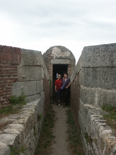 2007-07 Le Perthus 022.jpg - DCF 1.0